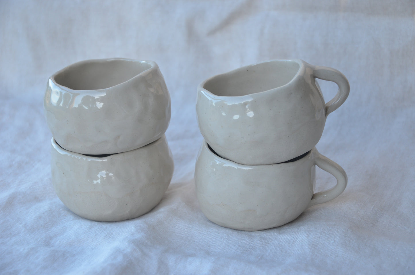 Lot 2 stone coffee cups